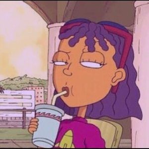 Meet your Posher, Daniela